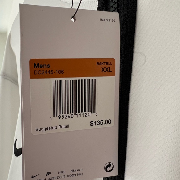 Men’s 2XL MN Gopher volleyball full zip up. Brand new with tags - Picture 4 of 4